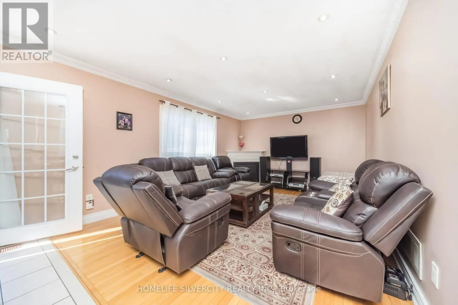 30 FAIRHILL AVENUE