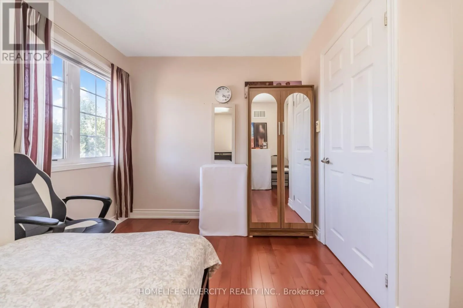 30 FAIRHILL AVENUE