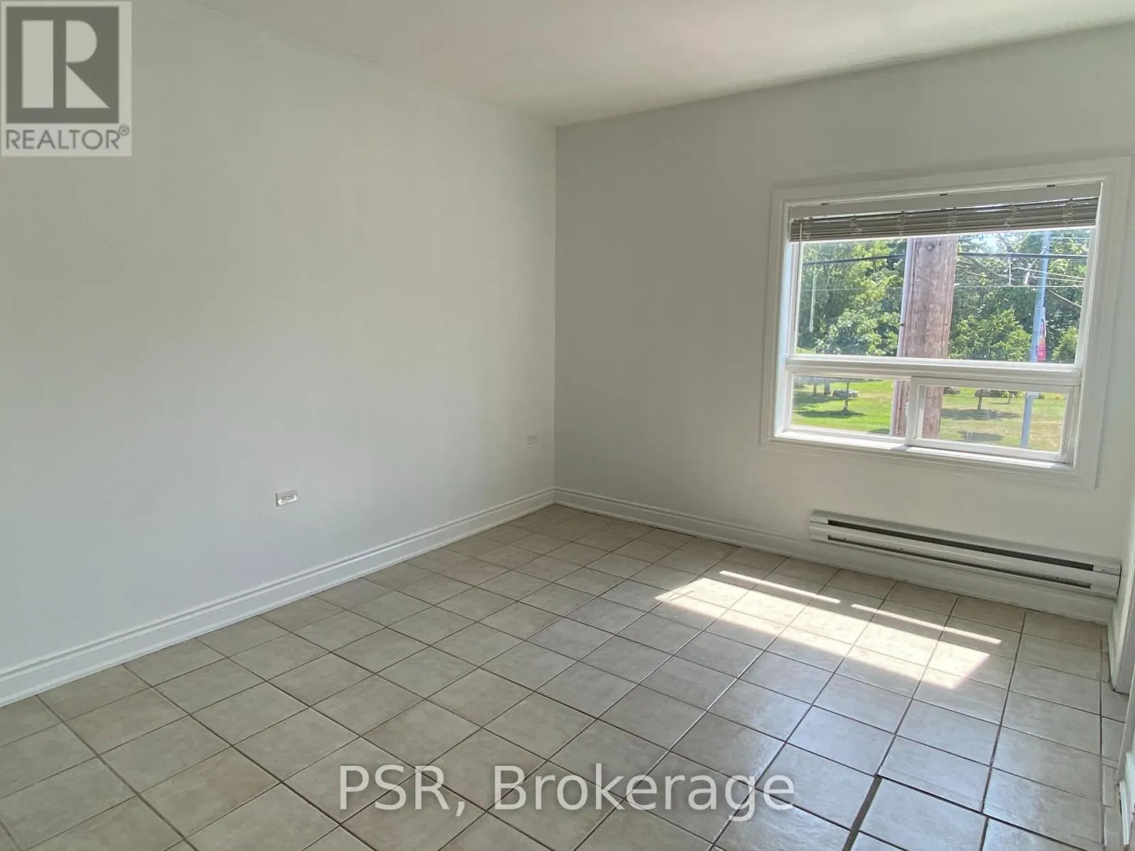 2 - 3110 LAKE SHORE BOULEVARD W