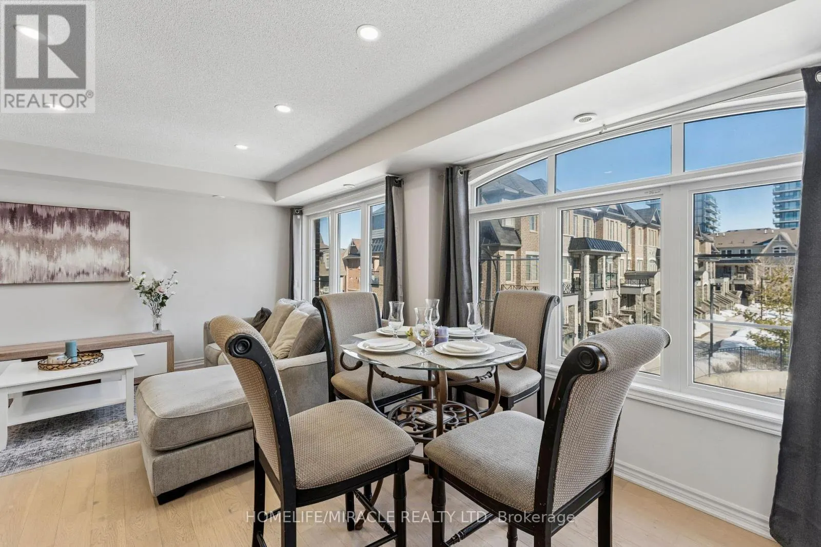144 - 200 VETERANS DRIVE