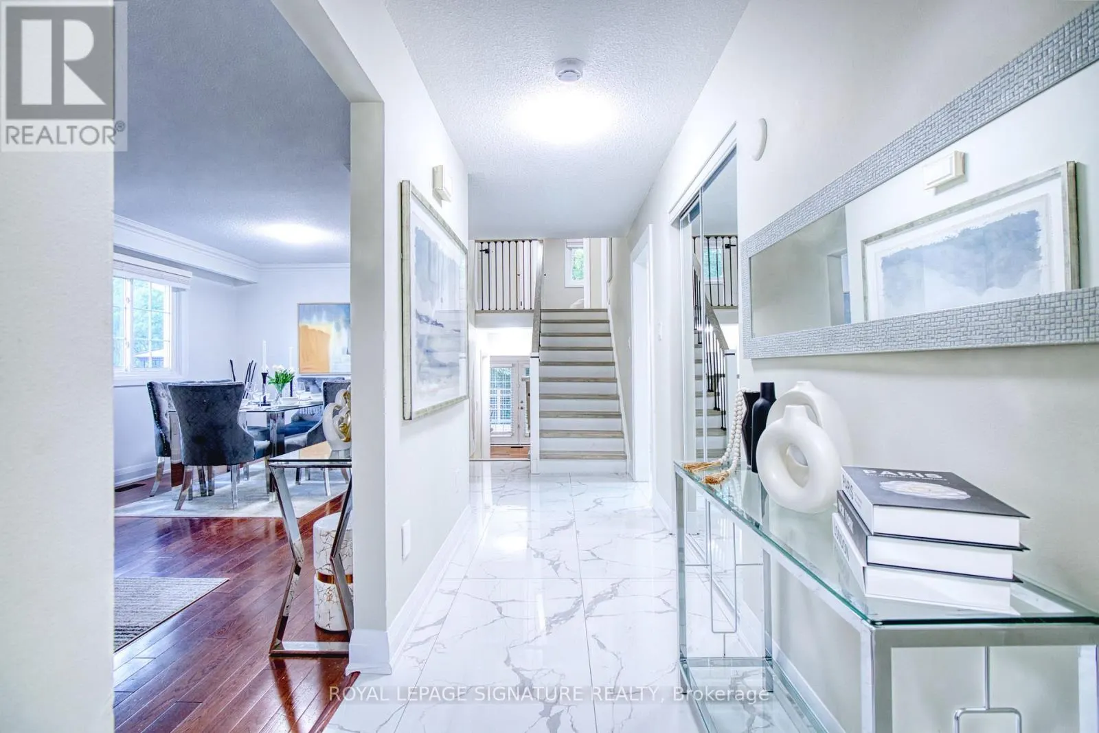 1414 HARMSWORTH SQUARE