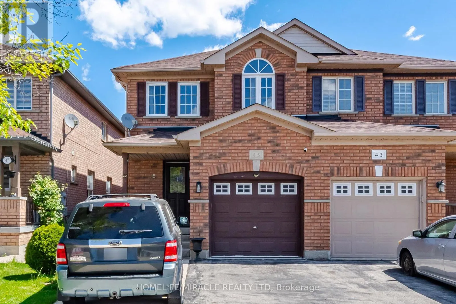 45 RIDGEFIELD COURT