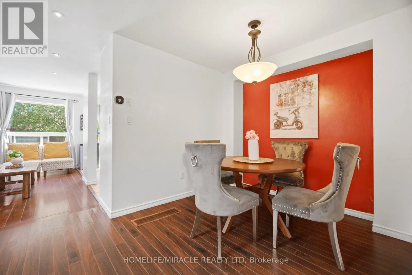 45 RIDGEFIELD COURT