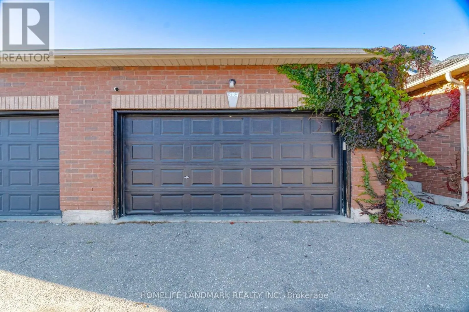 3184 ECLIPSE AVENUE