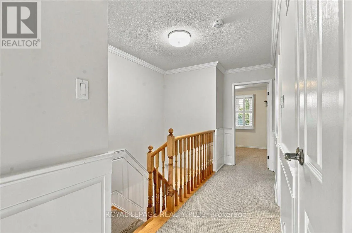 4 - 1951 RATHBURN ROAD E