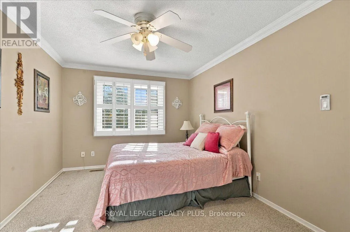 4 - 1951 RATHBURN ROAD E