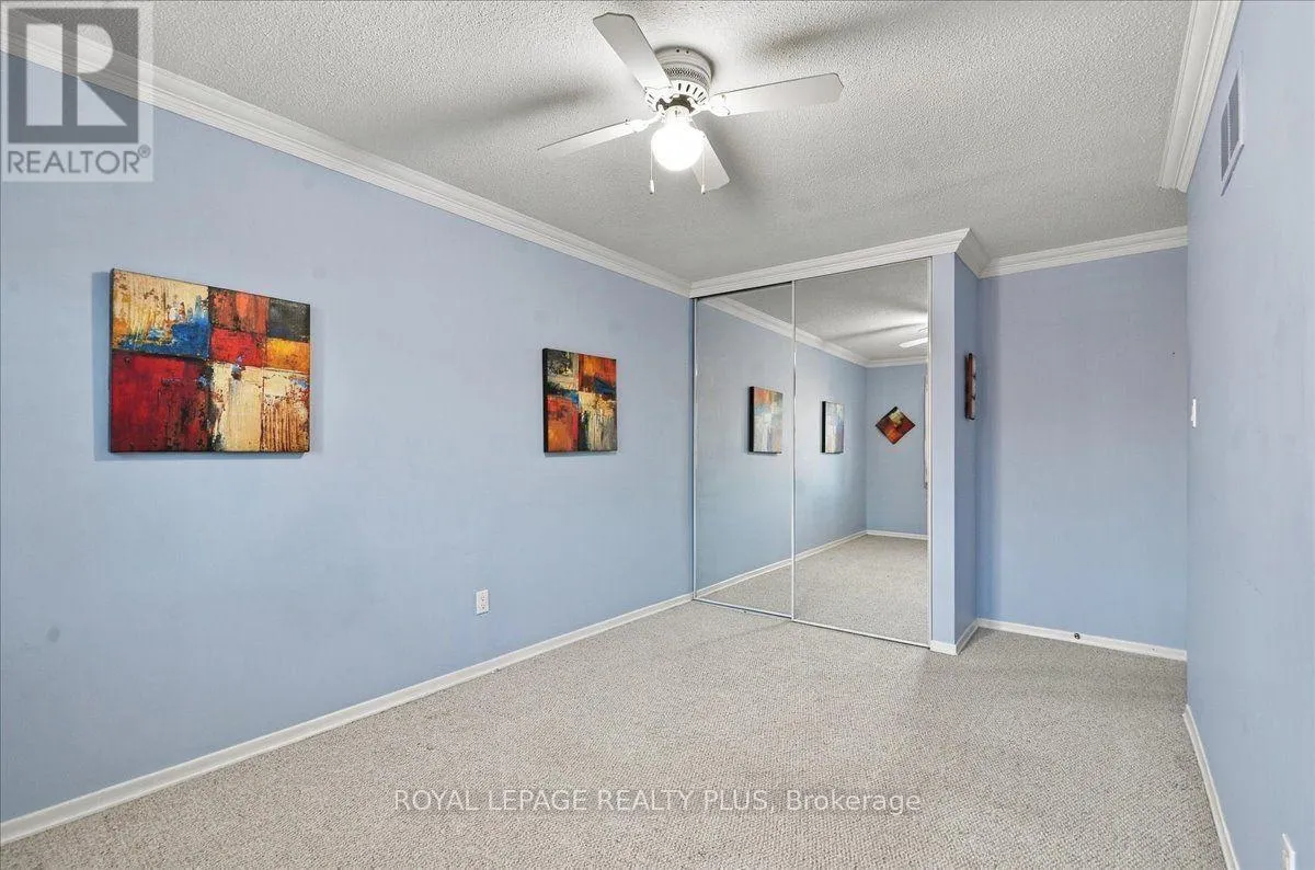 4 - 1951 RATHBURN ROAD E