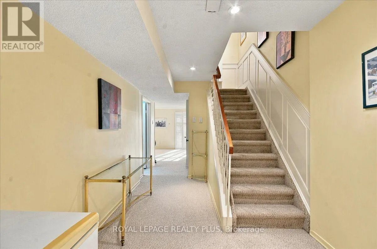 4 - 1951 RATHBURN ROAD E