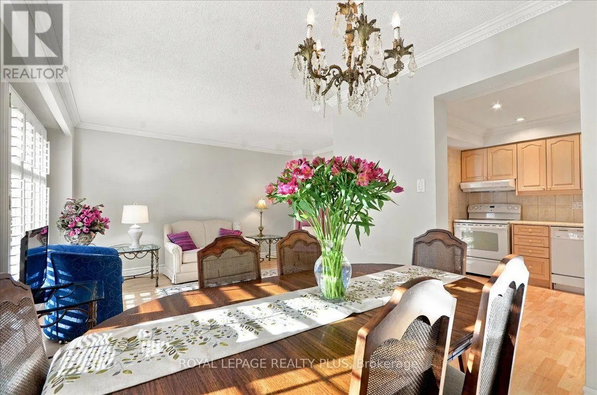 4 - 1951 RATHBURN ROAD E