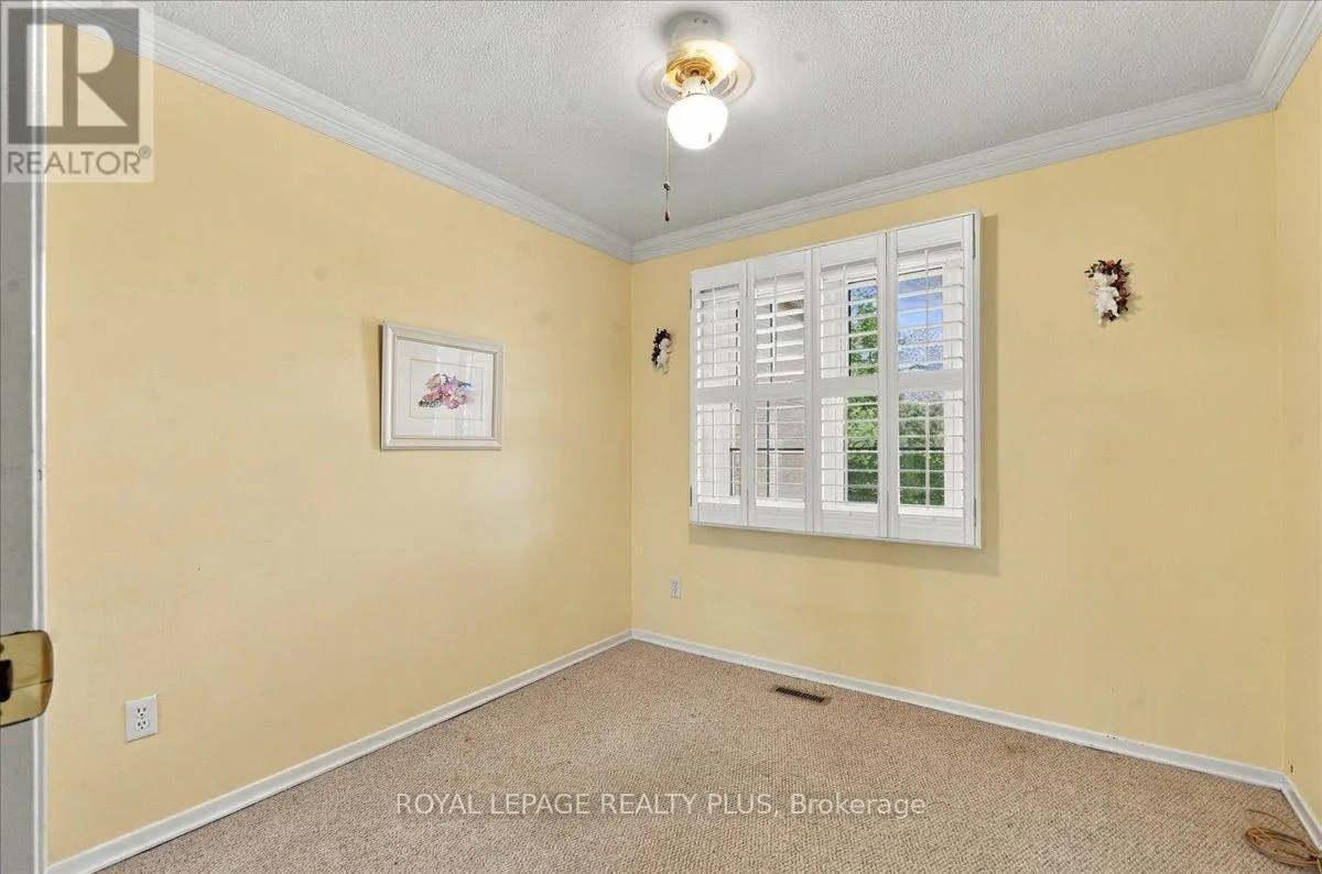 4 - 1951 RATHBURN ROAD E