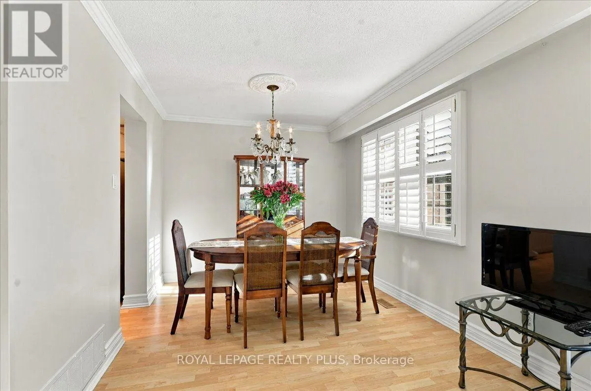 4 - 1951 RATHBURN ROAD E