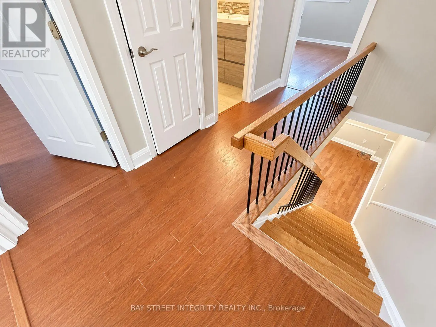 29 - 1580 LANCASTER DRIVE