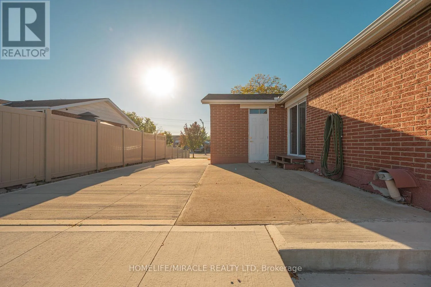 14 TINTON CRESCENT