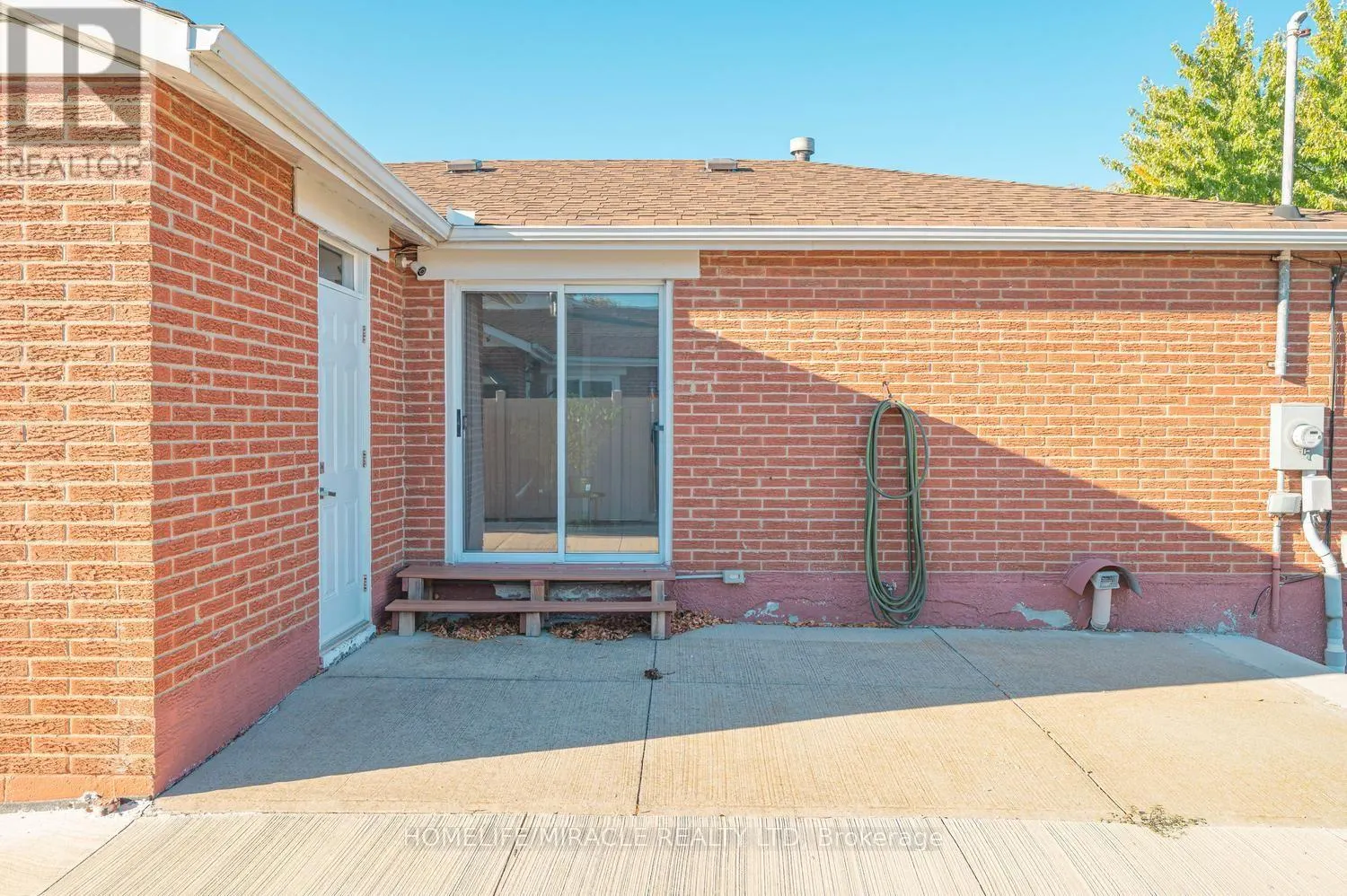 14 TINTON CRESCENT