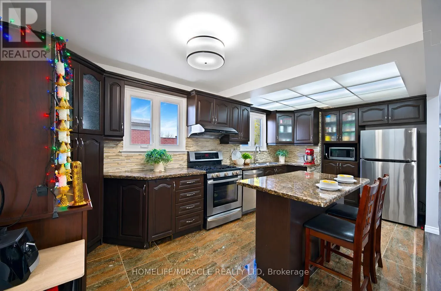 14 TINTON CRESCENT