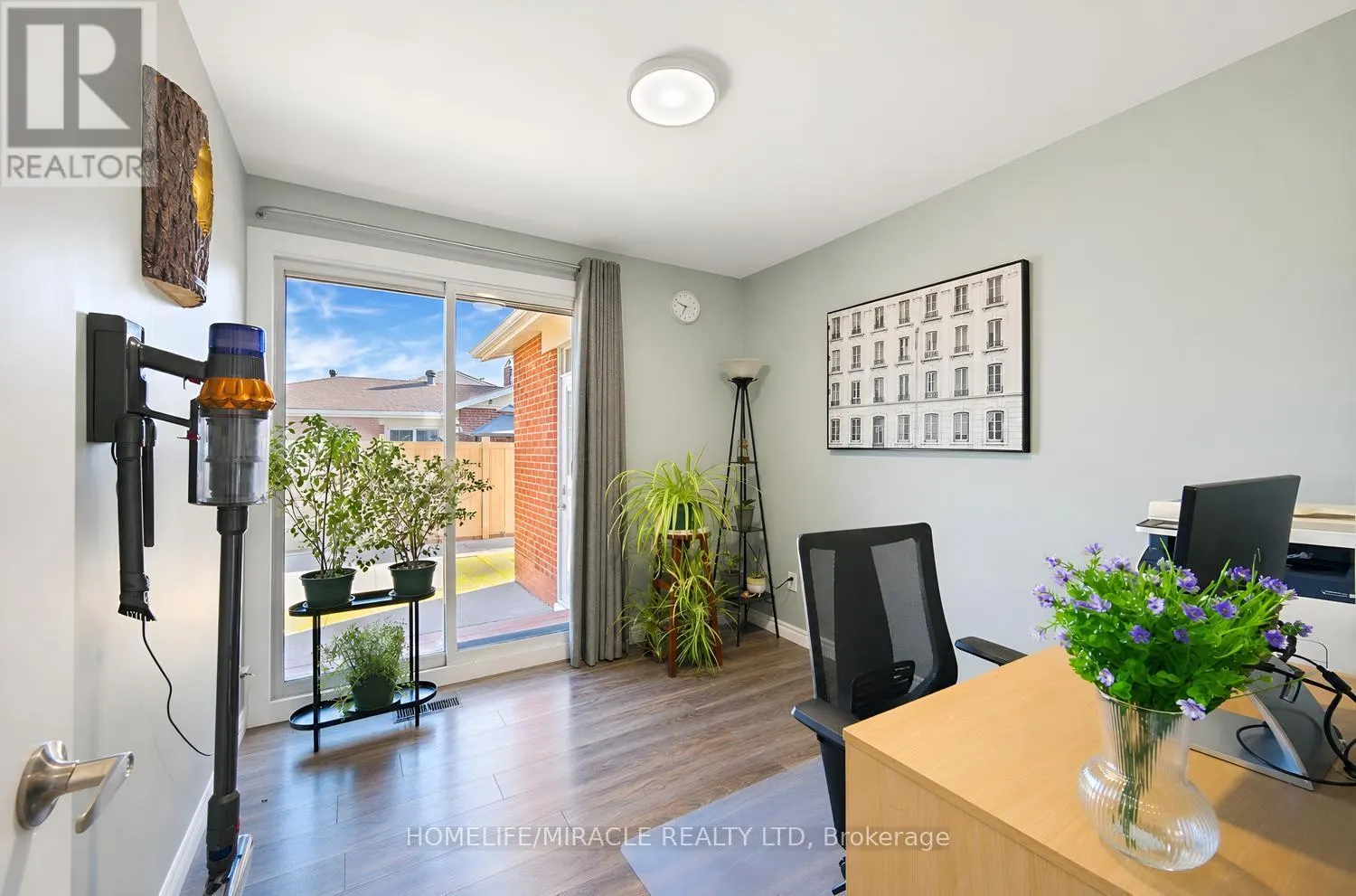 14 TINTON CRESCENT