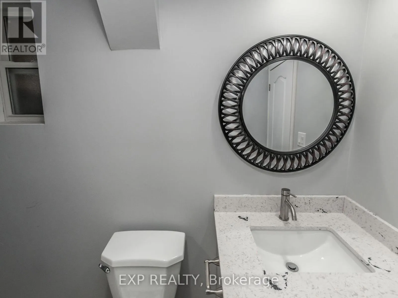 BASEMENT APARTMENT - 91 CORBY CRESCENT