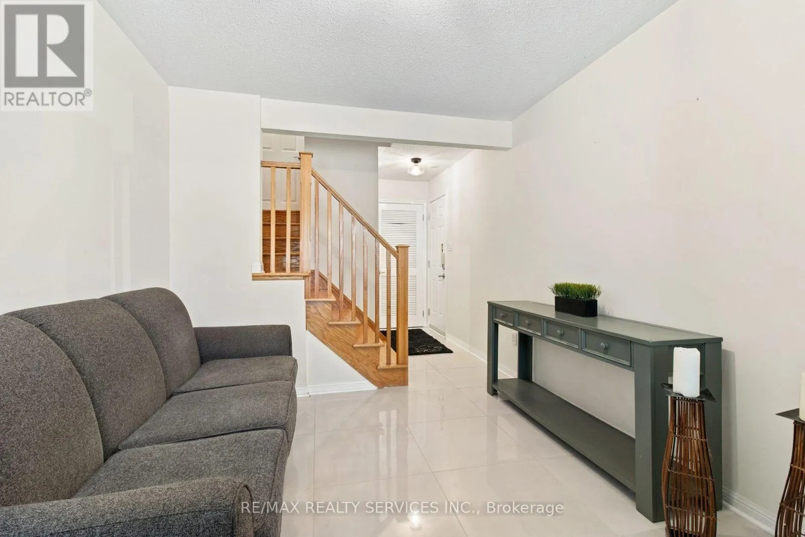 624 FRANK PLACE
