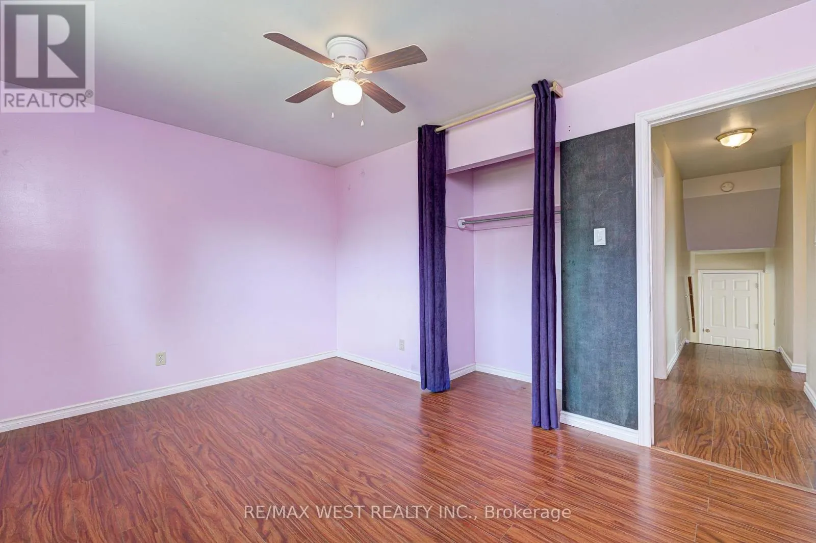 UPPER LVL - 18 GLENFOREST ROAD