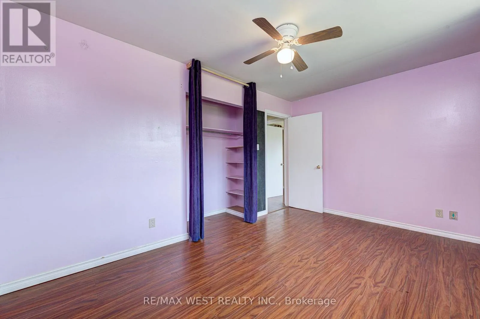 UPPER LVL - 18 GLENFOREST ROAD
