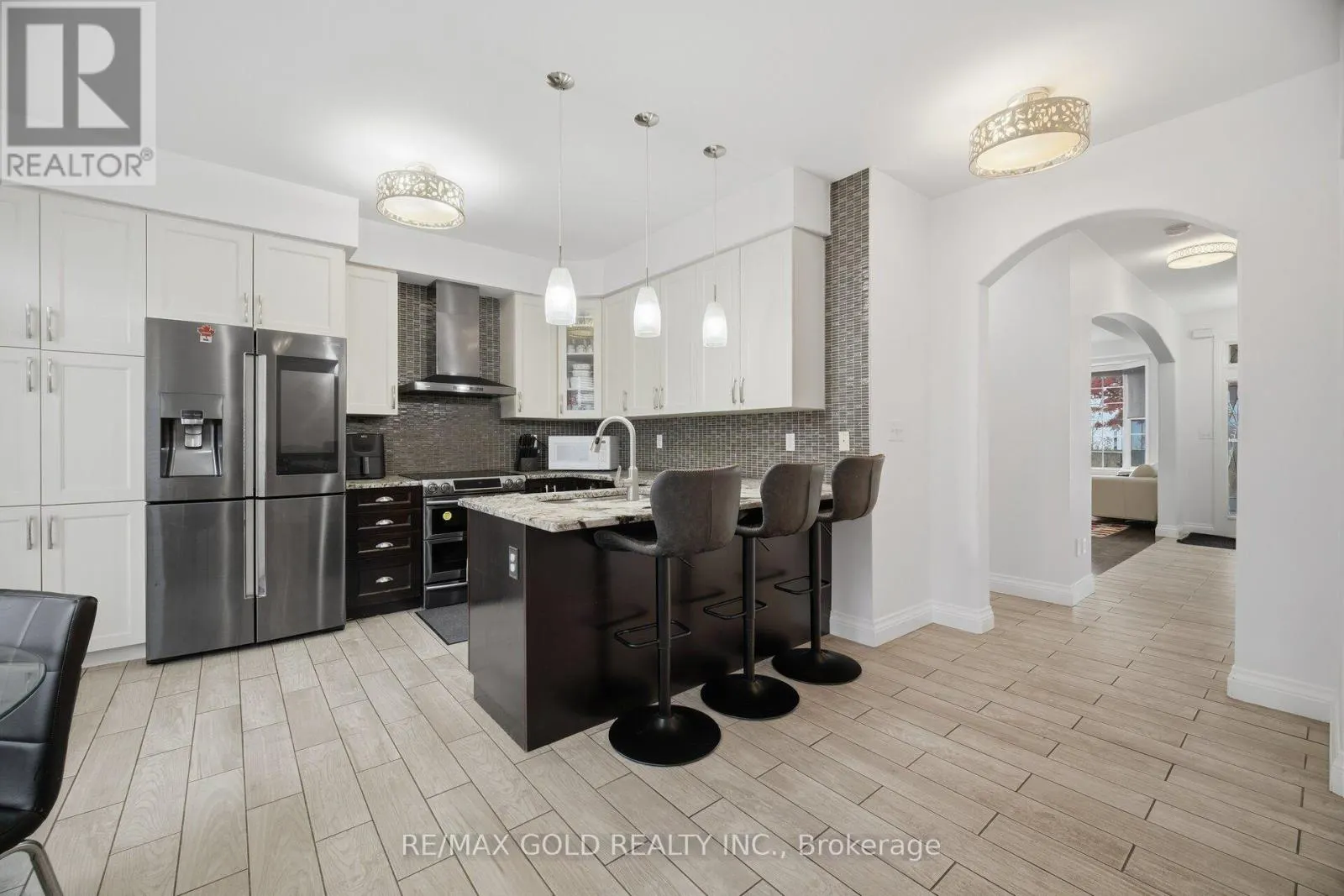 687 MARLEY CRESCENT