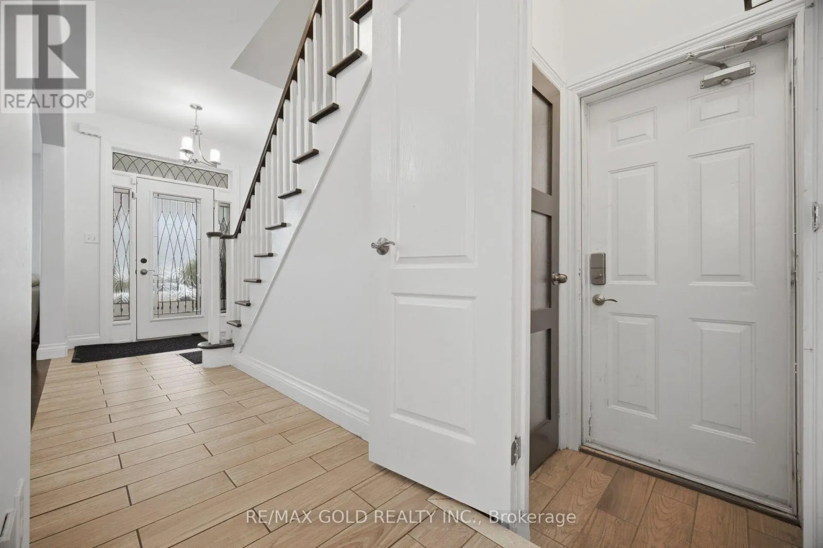 687 MARLEY CRESCENT
