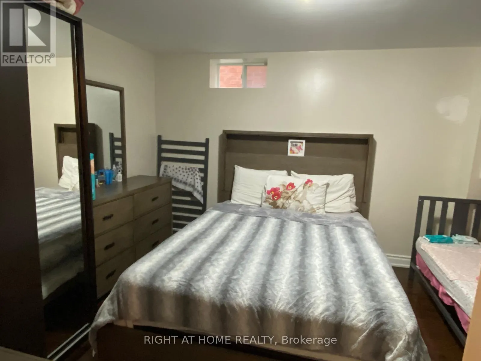 BSMT - 5967 LEESIDE CRESCENT