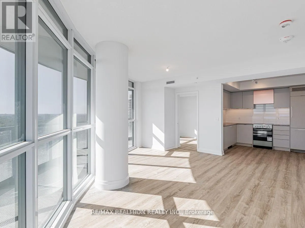 1909 - 30 GIBBS ROAD S