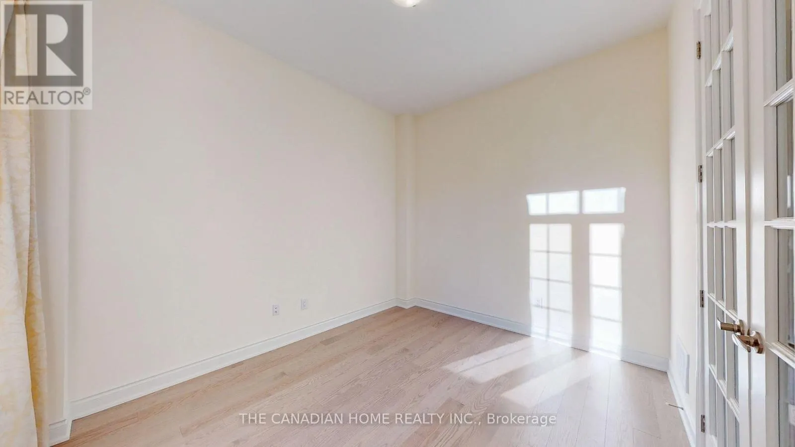 70 STRATFORD DRIVE