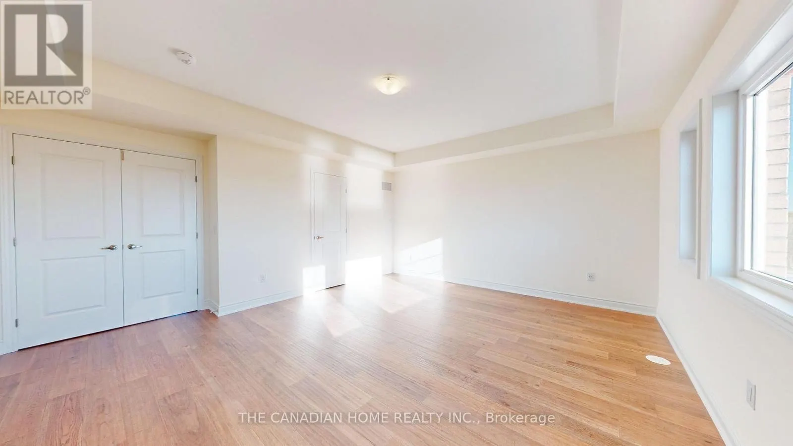 27 STRATFORD DRIVE