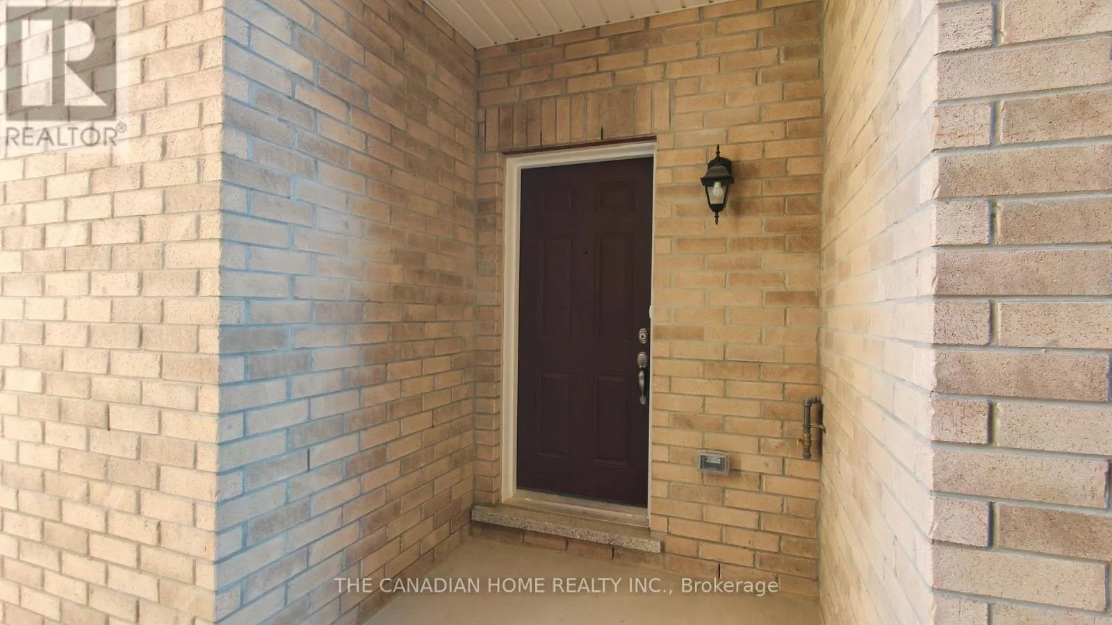 27 STRATFORD DRIVE