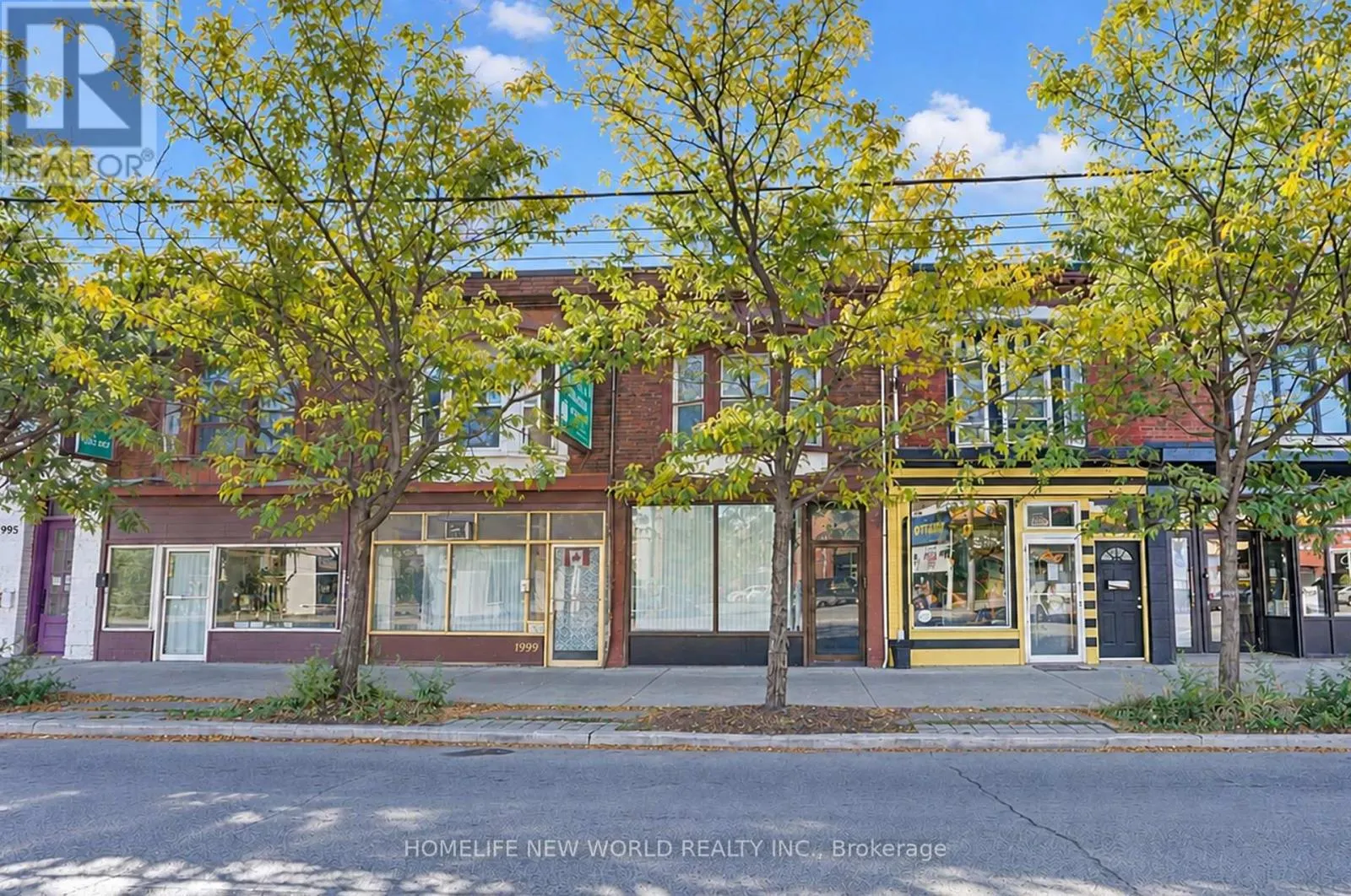 2001 DUNDAS STREET W