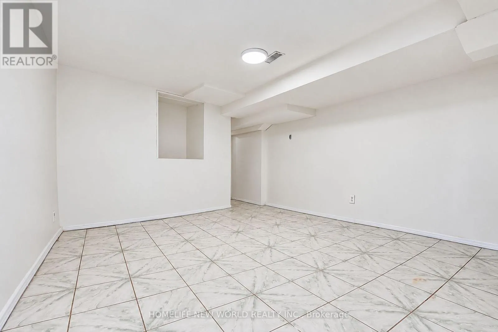 2001 DUNDAS STREET W