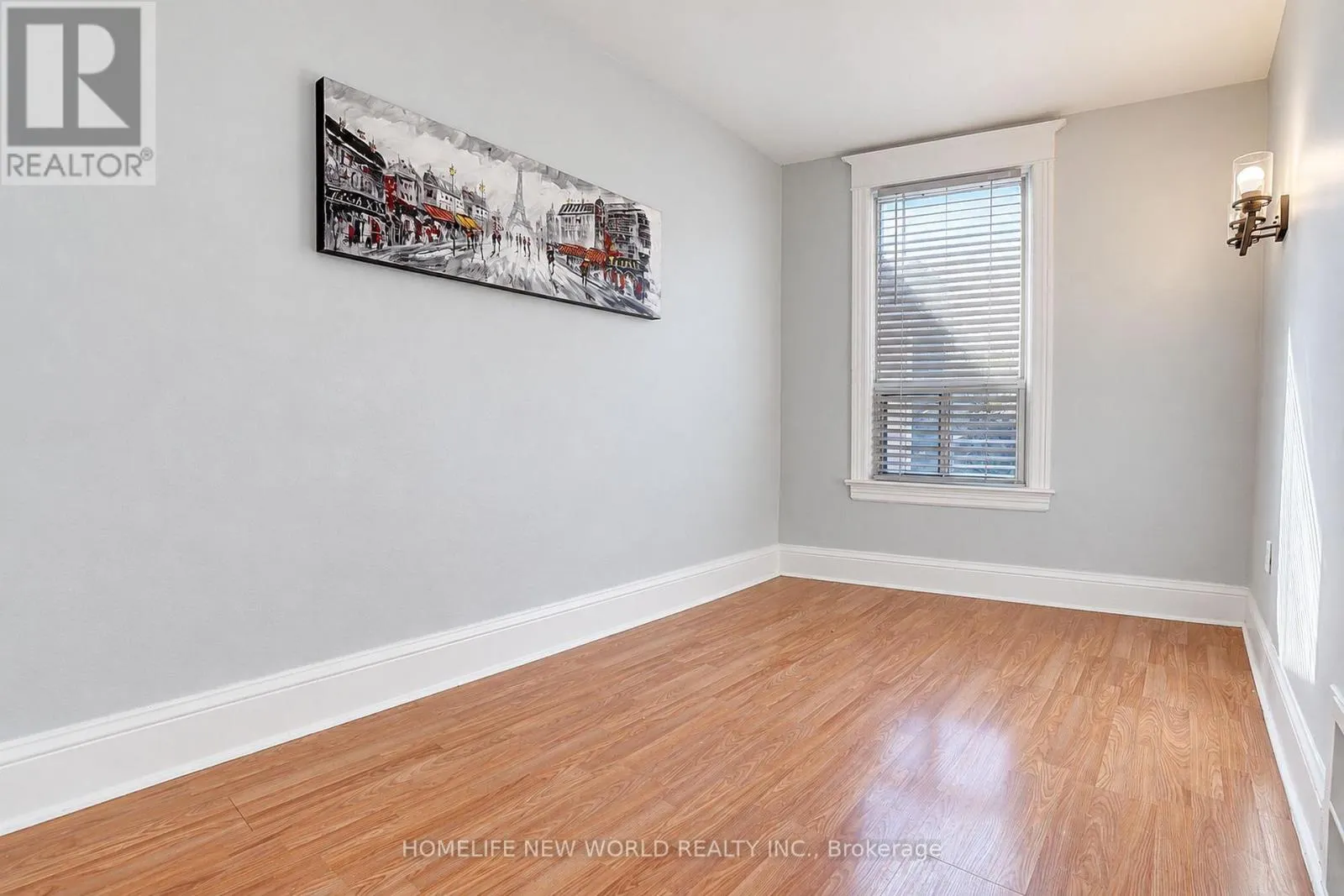 2001 DUNDAS STREET W