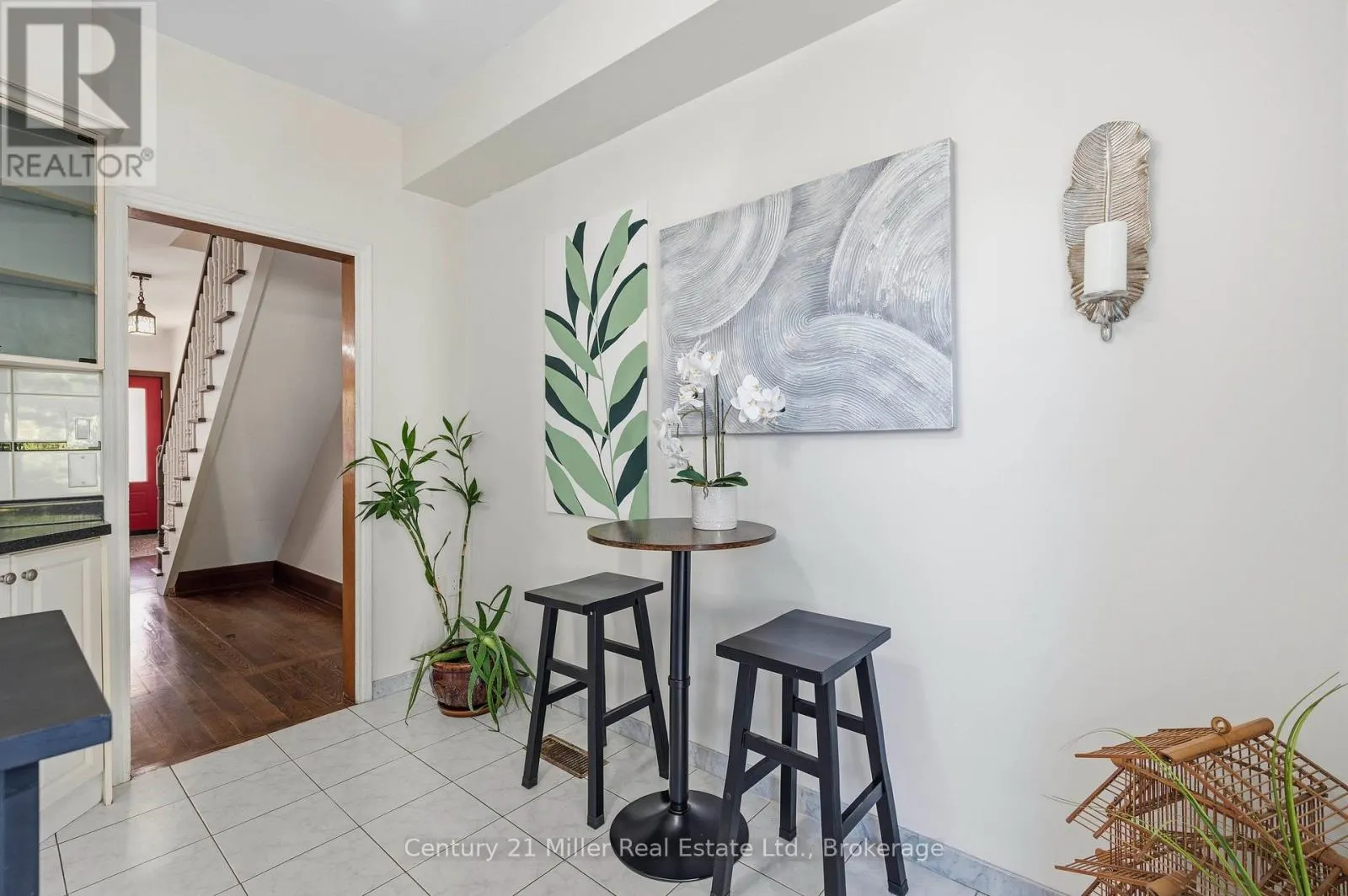 213 BOON AVENUE