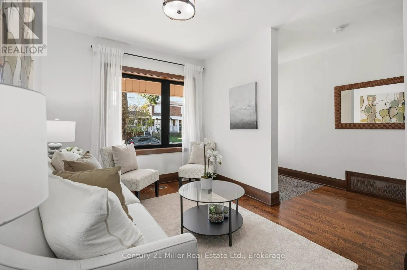 213 BOON AVENUE