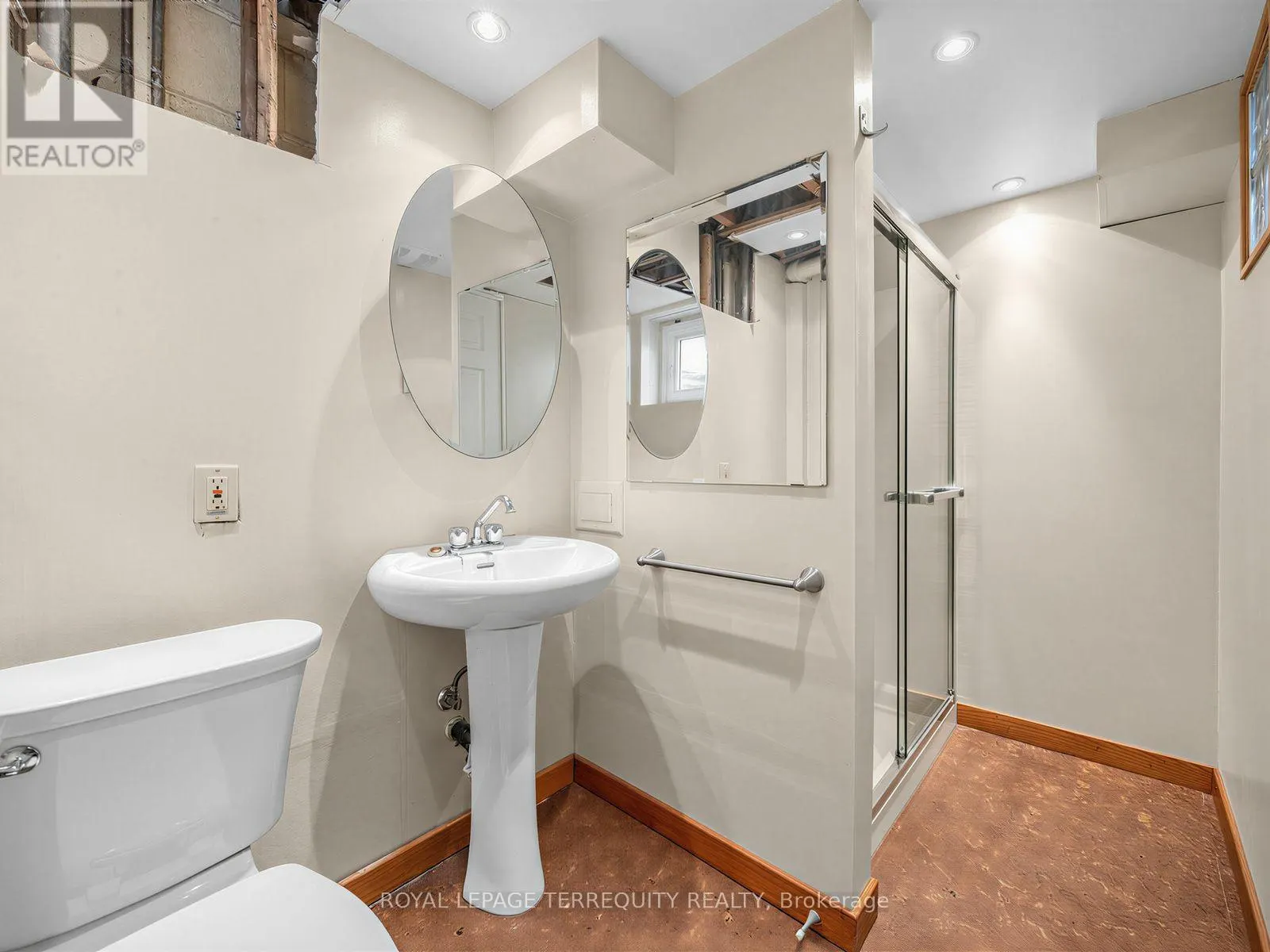 359 RENFORTH DRIVE