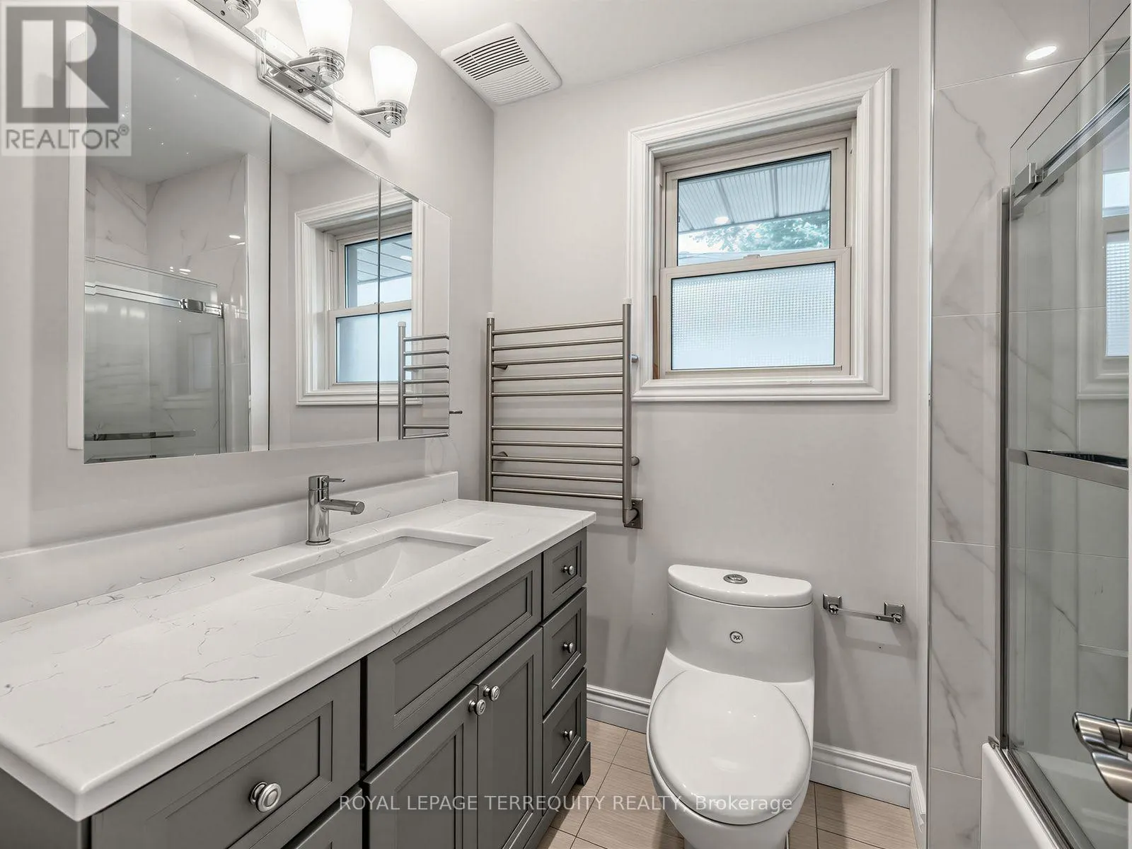 359 RENFORTH DRIVE