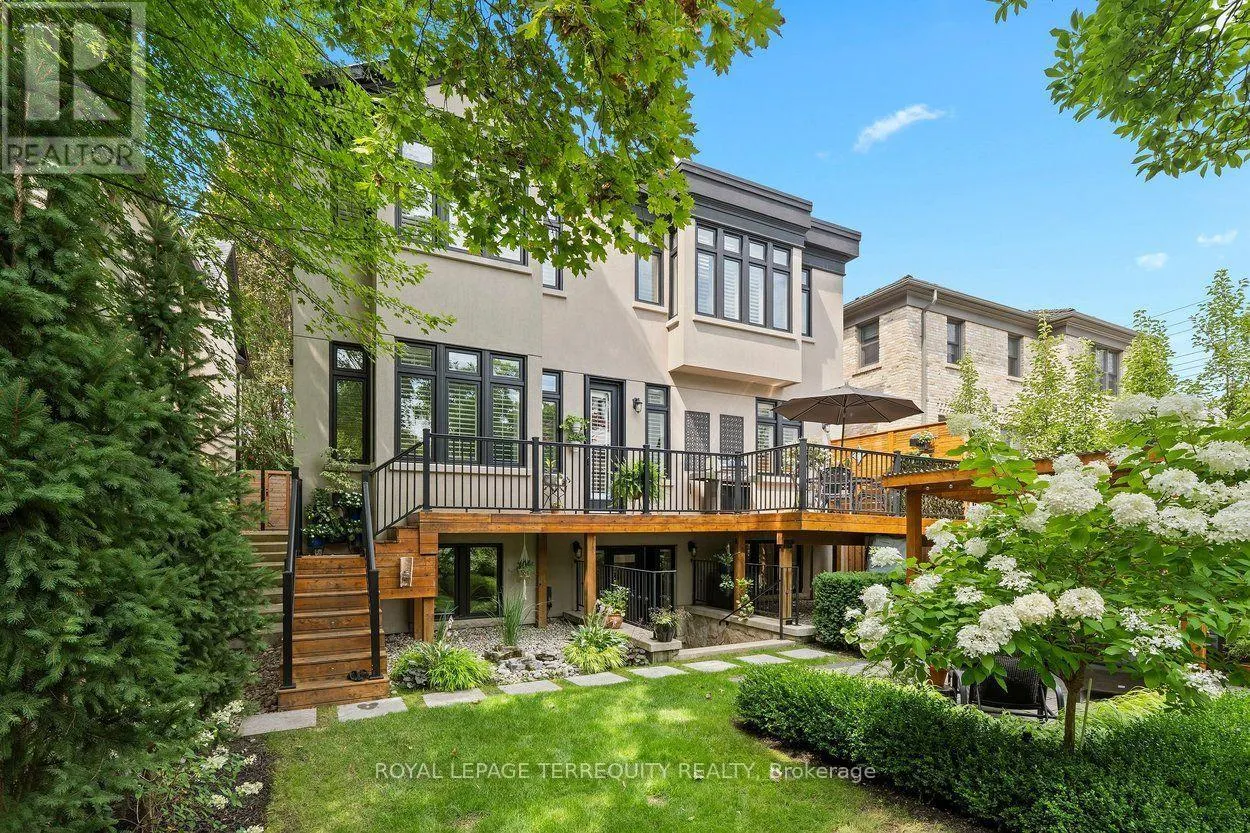 99 DUNEDIN DRIVE