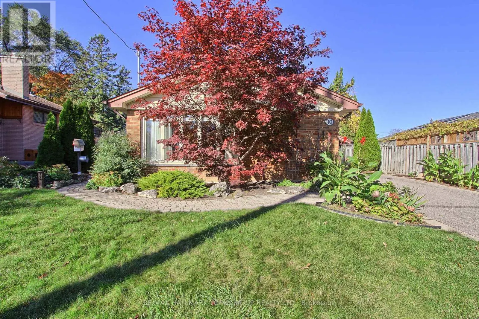10 HAREFIELD DRIVE