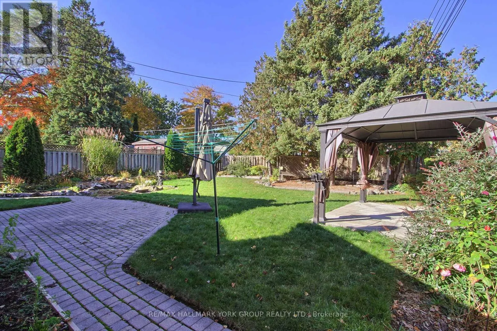 10 HAREFIELD DRIVE