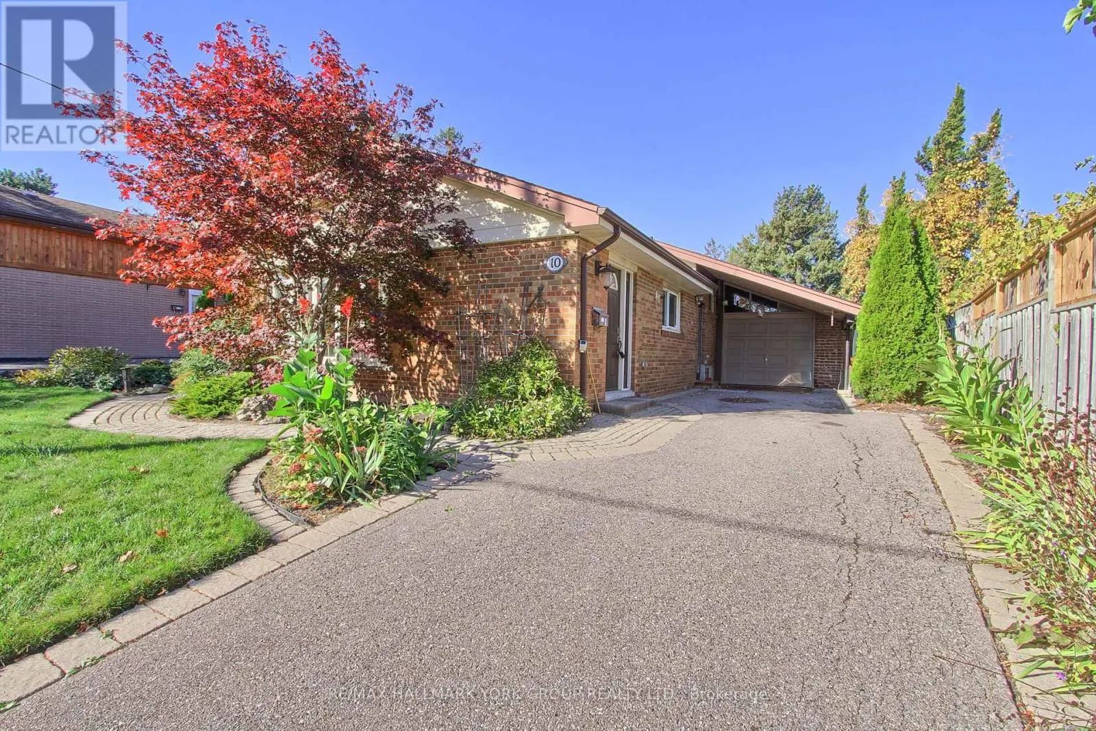 10 HAREFIELD DRIVE