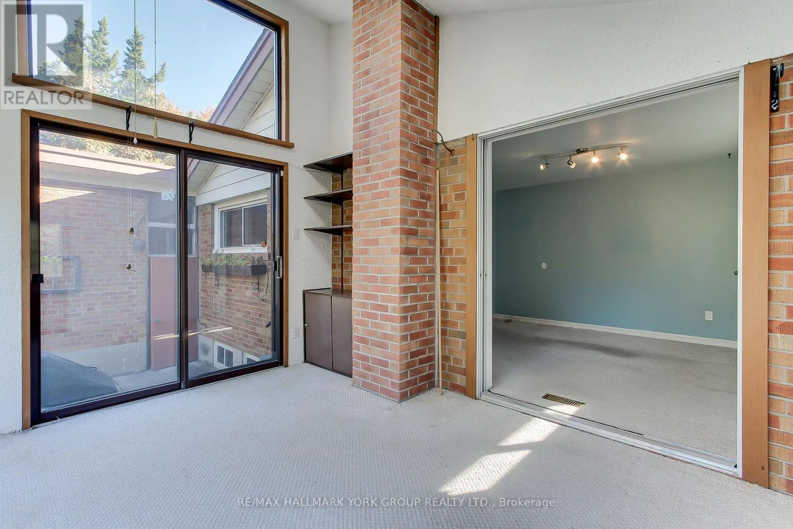 10 HAREFIELD DRIVE