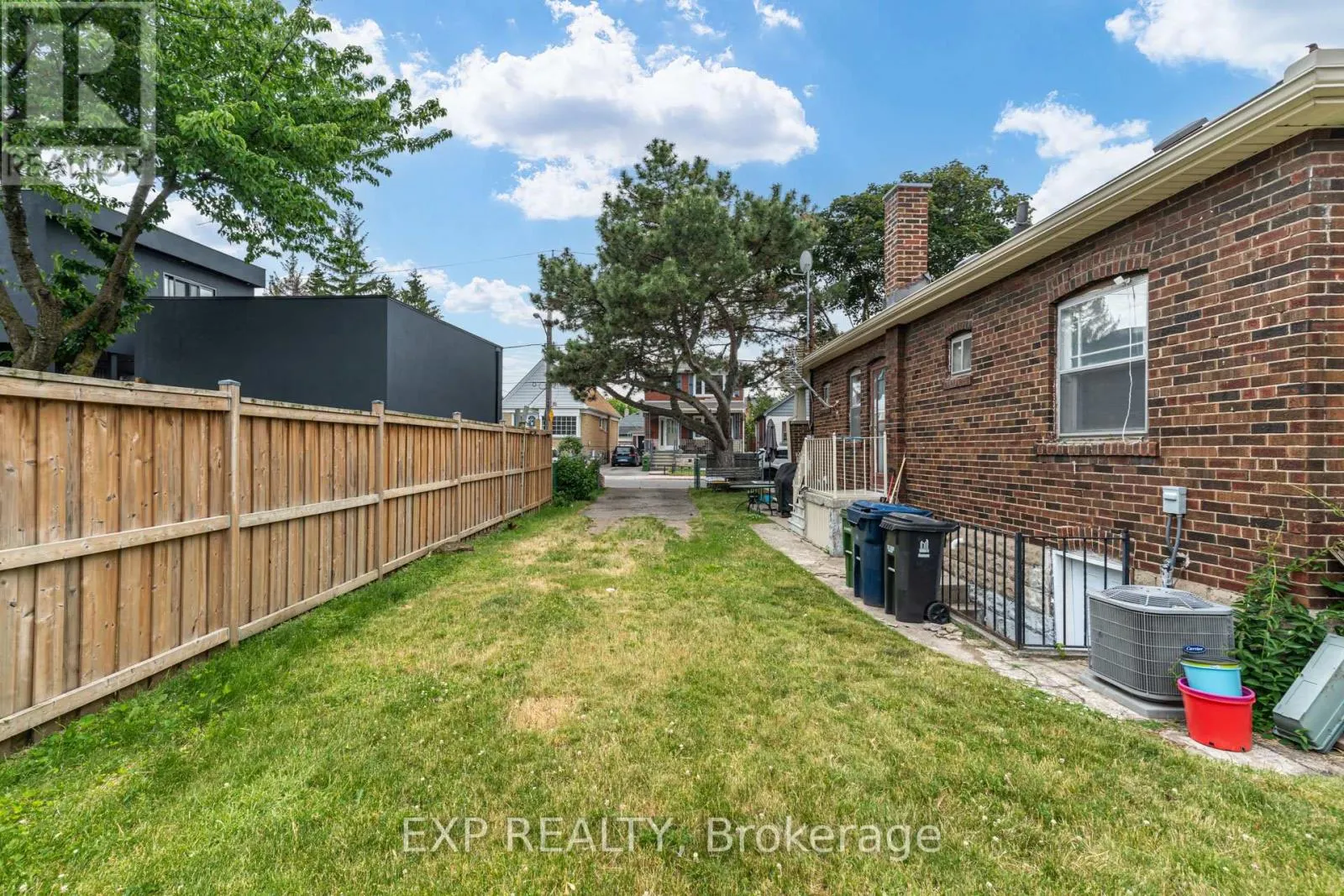 5 LAXIS AVENUE