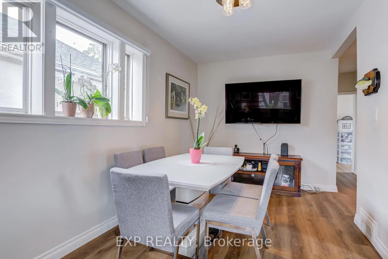 5 LAXIS AVENUE