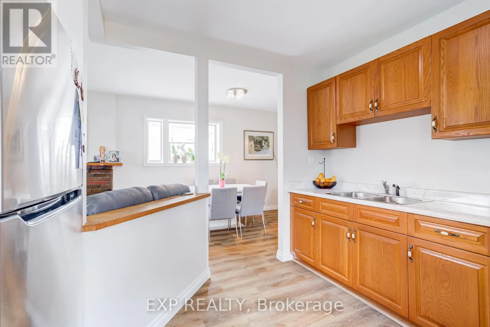 5 LAXIS AVENUE