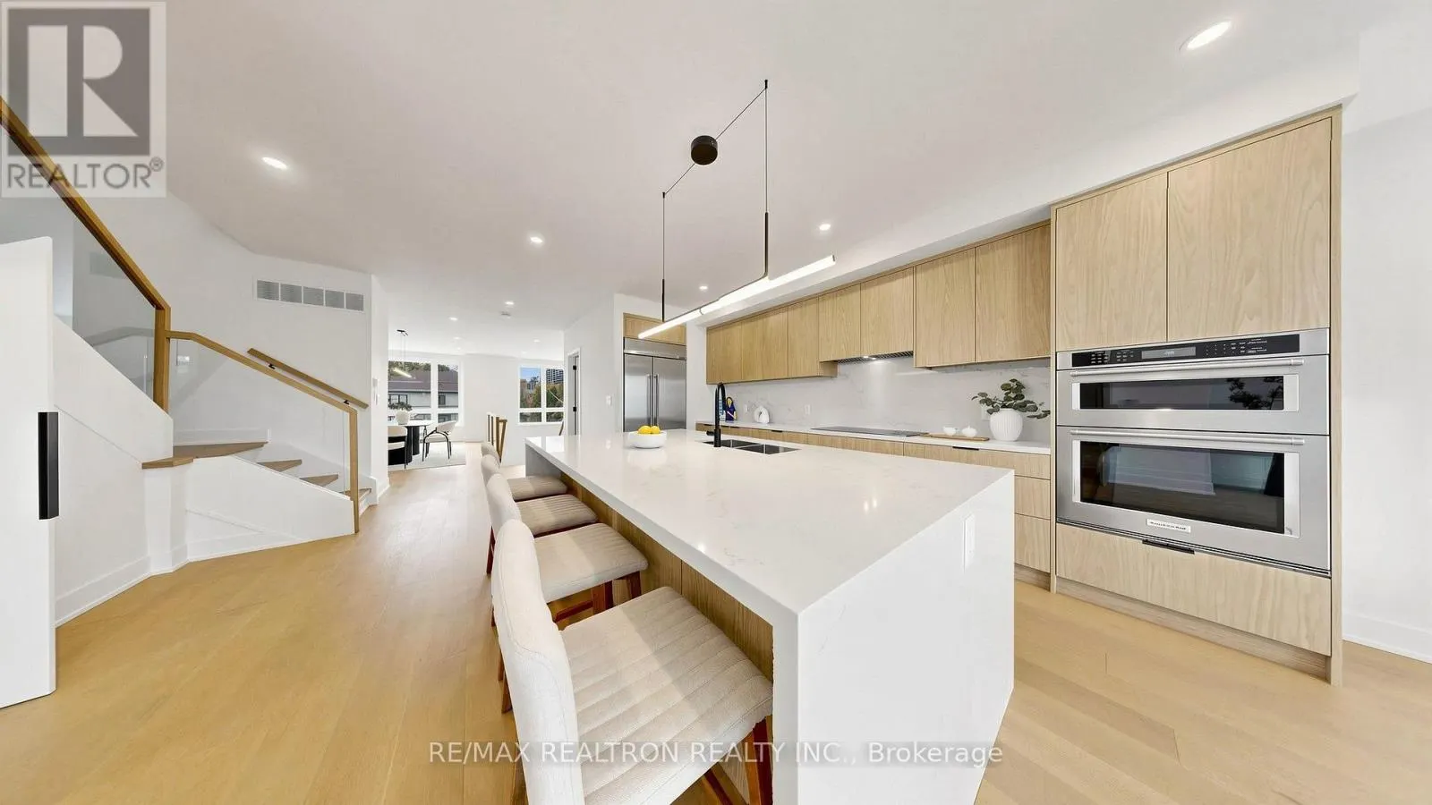 130 DUNBAR ROAD