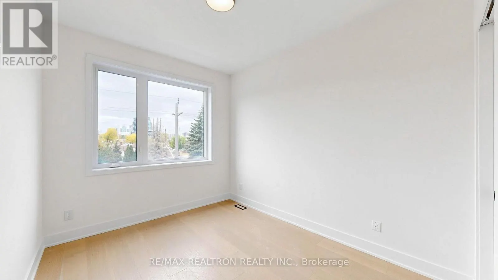 130 DUNBAR ROAD