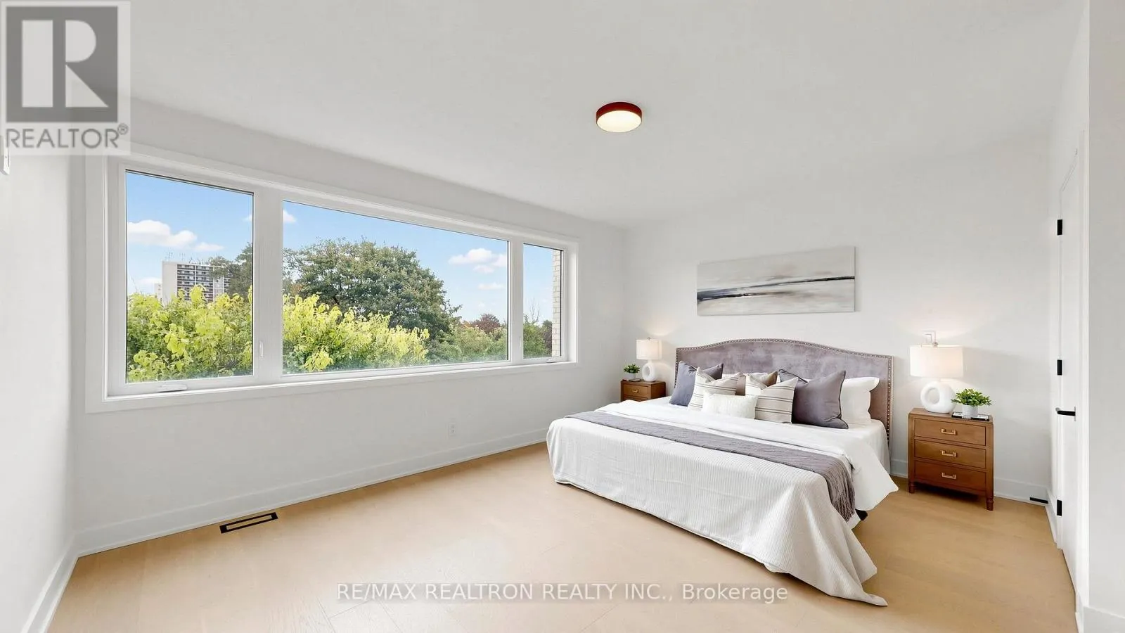 130 DUNBAR ROAD
