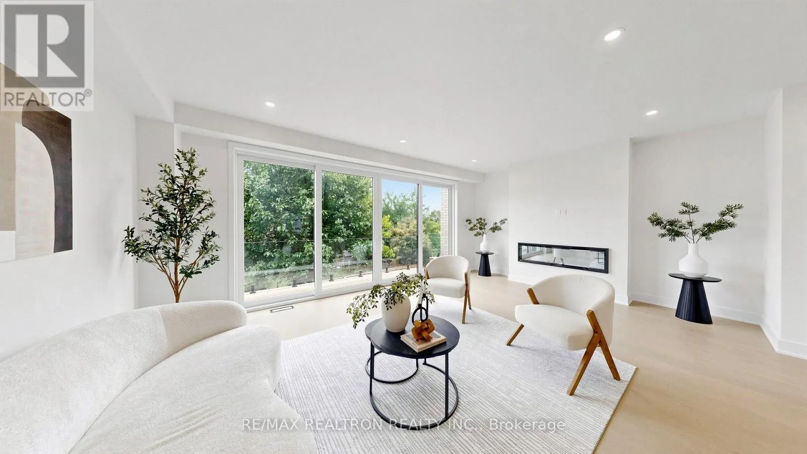 130 DUNBAR ROAD